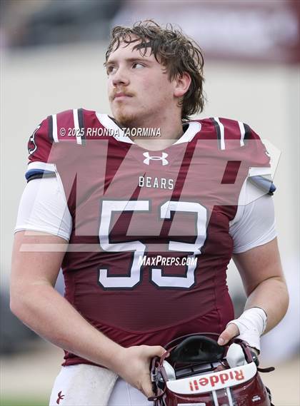 Thumbnail 3 in Randle vs. Bastrop (UIL 5A D2 Football Region 3 Regional) photogallery.