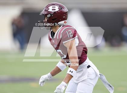 Thumbnail 2 in Randle vs. Bastrop (UIL 5A D2 Football Region 3 Regional) photogallery.