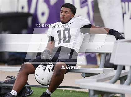 Thumbnail 1 in Randle vs. Bastrop (UIL 5A D2 Football Region 3 Regional) photogallery.