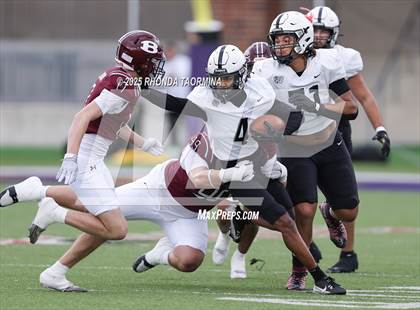 Thumbnail 1 in Randle vs. Bastrop (UIL 5A D2 Football Region 3 Regional) photogallery.