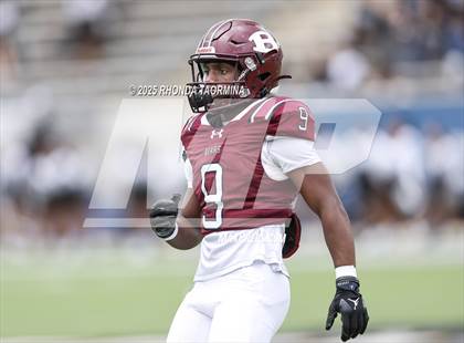 Thumbnail 2 in Randle vs. Bastrop (UIL 5A D2 Football Region 3 Regional) photogallery.