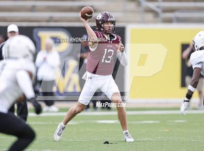 Thumbnail 3 in Randle vs. Bastrop (UIL 5A D2 Football Region 3 Regional) photogallery.