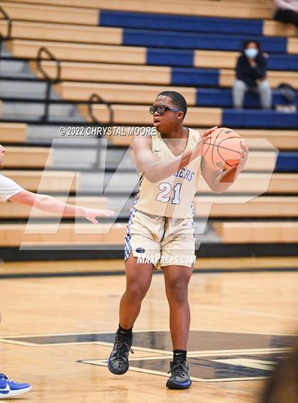 Thumbnail 1 in Cypress Bay vs. Americus-Sumter (Lemon Street Classic) photogallery.