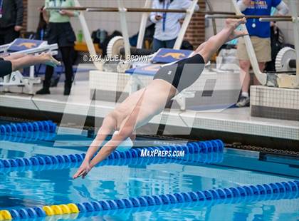 Thumbnail 2 in IHSAA Sectional 9 Finals photogallery.