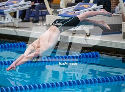 Thumbnail 1 in IHSAA Sectional 9 Finals photogallery.