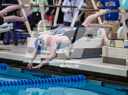 Thumbnail 1 in IHSAA Sectional 9 Finals photogallery.