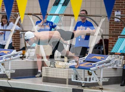 Thumbnail 1 in IHSAA Sectional 9 Finals photogallery.