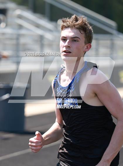 Thumbnail 2 in Cushing Invitational photogallery.