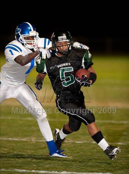 Thumbnail 3 in Fairmont Prep vs. Lutheran photogallery.