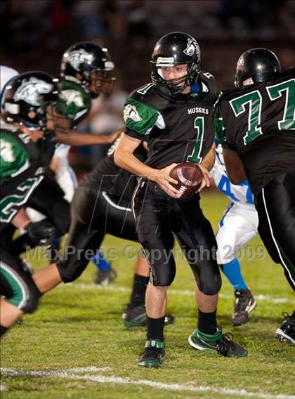 Thumbnail 2 in Fairmont Prep vs. Lutheran photogallery.