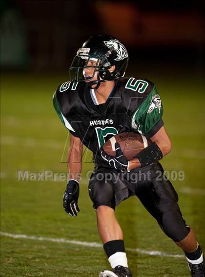 Thumbnail 2 in Fairmont Prep vs. Lutheran photogallery.