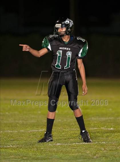 Thumbnail 3 in Fairmont Prep vs. Lutheran photogallery.