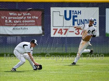 Thumbnail 2 in Hunter @ Riverton photogallery.