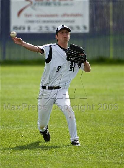 Thumbnail 1 in Hunter @ Riverton photogallery.