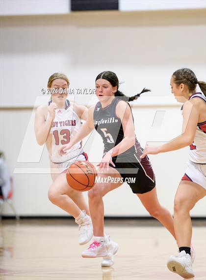 Thumbnail 1 in Hico vs Lingleville (Hico Tournament) photogallery.