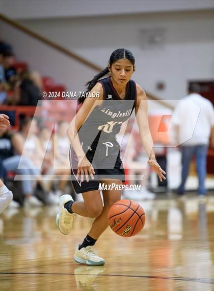 Thumbnail 3 in Hico vs Lingleville (Hico Tournament) photogallery.