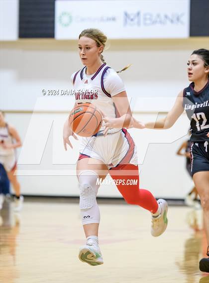 Thumbnail 1 in Hico vs Lingleville (Hico Tournament) photogallery.