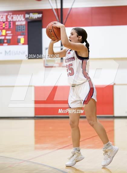 Thumbnail 3 in Hico vs Lingleville (Hico Tournament) photogallery.