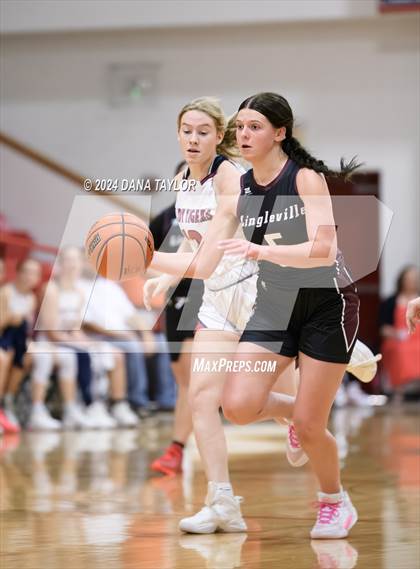 Thumbnail 1 in Hico vs Lingleville (Hico Tournament) photogallery.
