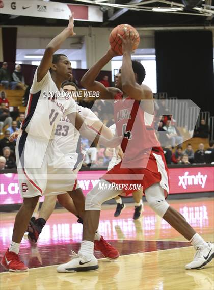 Thumbnail 2 in Long Island Lutheran vs. Central Catholic (Spalding Hoophall Classic) photogallery.