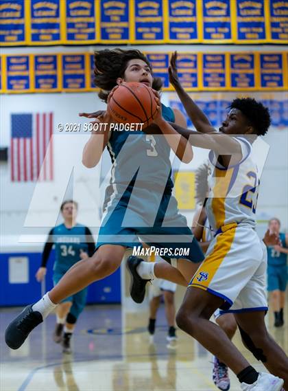 Thumbnail 2 in San Pasqual vs Valley Center photogallery.