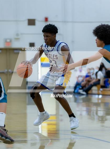 Thumbnail 3 in San Pasqual vs Valley Center photogallery.