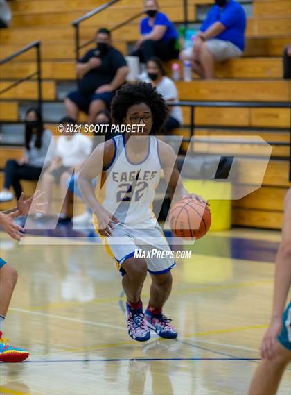 Thumbnail 2 in San Pasqual vs Valley Center photogallery.