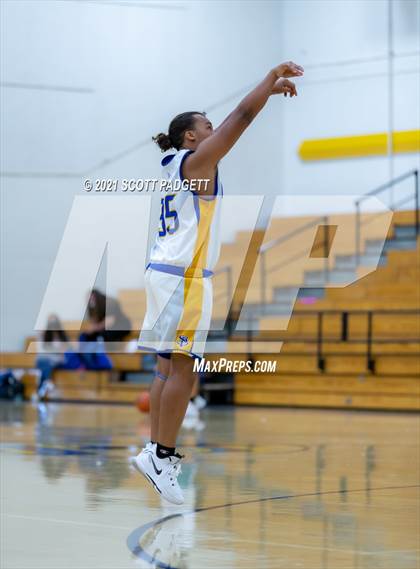 Thumbnail 2 in San Pasqual vs Valley Center photogallery.