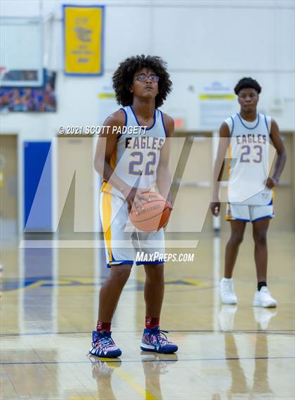 Thumbnail 3 in San Pasqual vs Valley Center photogallery.