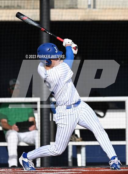 Thumbnail 2 in Newman vs Jesuit (WGNO Classic) photogallery.