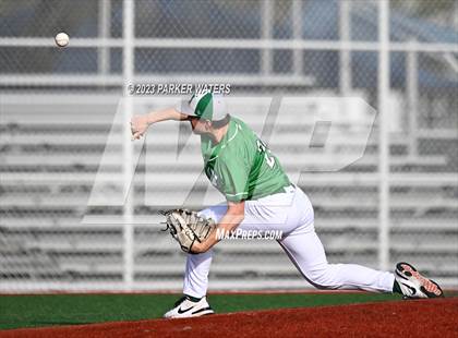 Thumbnail 3 in Newman vs Jesuit (WGNO Classic) photogallery.