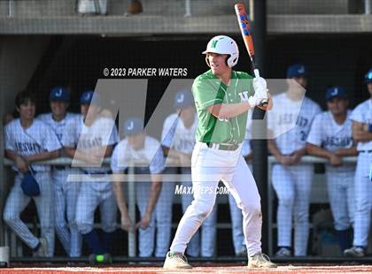 Thumbnail 2 in Newman vs Jesuit (WGNO Classic) photogallery.
