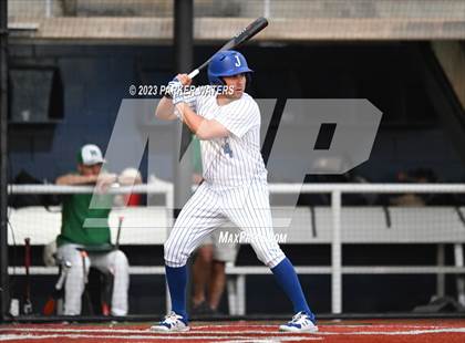Thumbnail 3 in Newman vs Jesuit (WGNO Classic) photogallery.