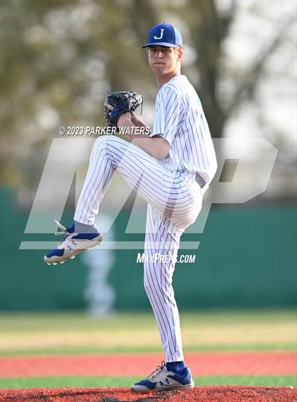Thumbnail 1 in Newman vs Jesuit (WGNO Classic) photogallery.