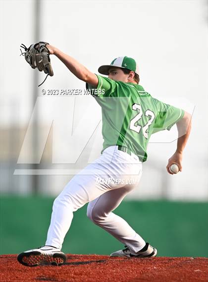 Thumbnail 2 in Newman vs Jesuit (WGNO Classic) photogallery.
