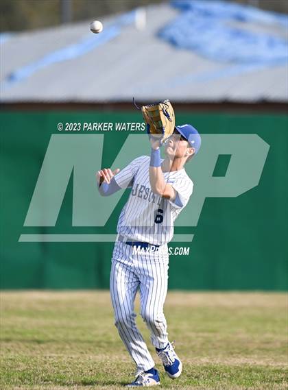 Thumbnail 3 in Newman vs Jesuit (WGNO Classic) photogallery.