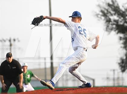 Thumbnail 3 in Newman vs Jesuit (WGNO Classic) photogallery.