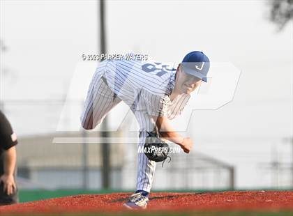 Thumbnail 2 in Newman vs Jesuit (WGNO Classic) photogallery.
