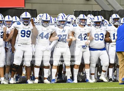 Thumbnail 2 in St. Xavier vs. Archbishop Moeller @ Nippert Stadium photogallery.