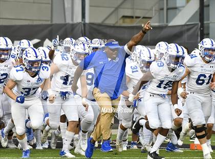 Thumbnail 2 in St. Xavier vs. Archbishop Moeller @ Nippert Stadium photogallery.