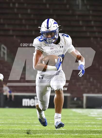 Thumbnail 2 in St. Xavier vs. Archbishop Moeller @ Nippert Stadium photogallery.