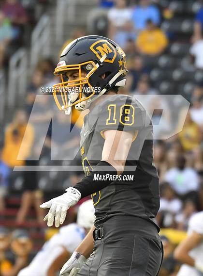 Thumbnail 2 in St. Xavier vs. Archbishop Moeller @ Nippert Stadium photogallery.