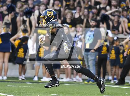 Thumbnail 2 in St. Xavier vs. Archbishop Moeller @ Nippert Stadium photogallery.