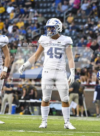 Thumbnail 2 in St. Xavier vs. Archbishop Moeller @ Nippert Stadium photogallery.