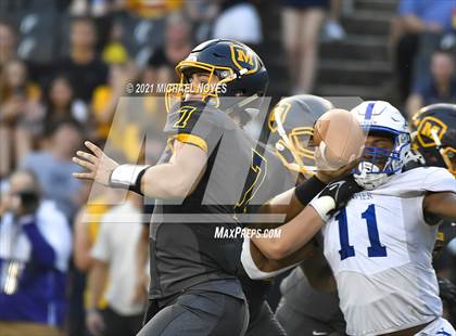 Thumbnail 1 in St. Xavier vs. Archbishop Moeller @ Nippert Stadium photogallery.