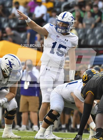 Thumbnail 3 in St. Xavier vs. Archbishop Moeller @ Nippert Stadium photogallery.