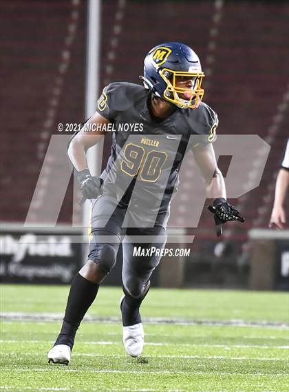 Thumbnail 3 in St. Xavier vs. Archbishop Moeller @ Nippert Stadium photogallery.