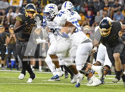 Thumbnail 3 in St. Xavier vs. Archbishop Moeller @ Nippert Stadium photogallery.