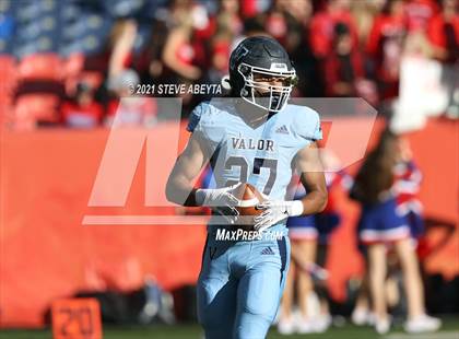 Thumbnail 2 in Valor Christian vs Cherry Creek (CHSAA 5A Final) photogallery.