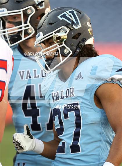 Thumbnail 3 in Valor Christian vs Cherry Creek (CHSAA 5A Final) photogallery.